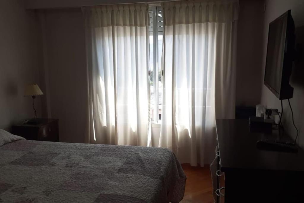 Luminoso y equipado para 4 personas Villa Urquiza