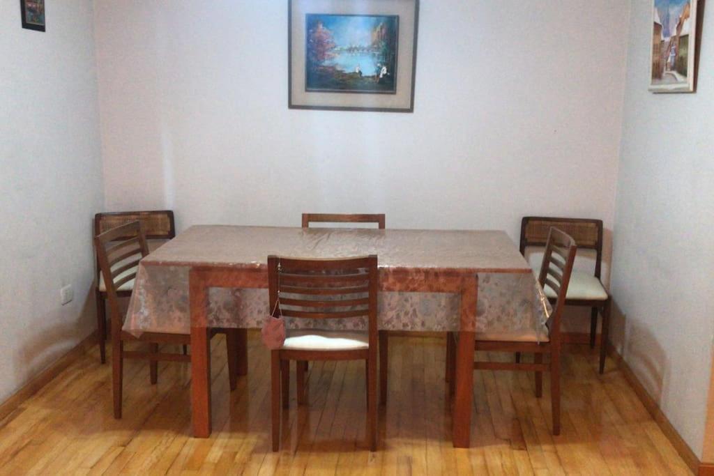 Luminoso y equipado para 4 personas Villa Urquiza