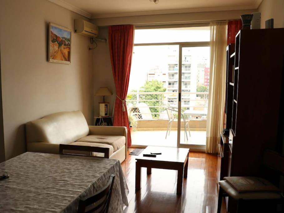 Luminoso y equipado para 4 personas Villa Urquiza