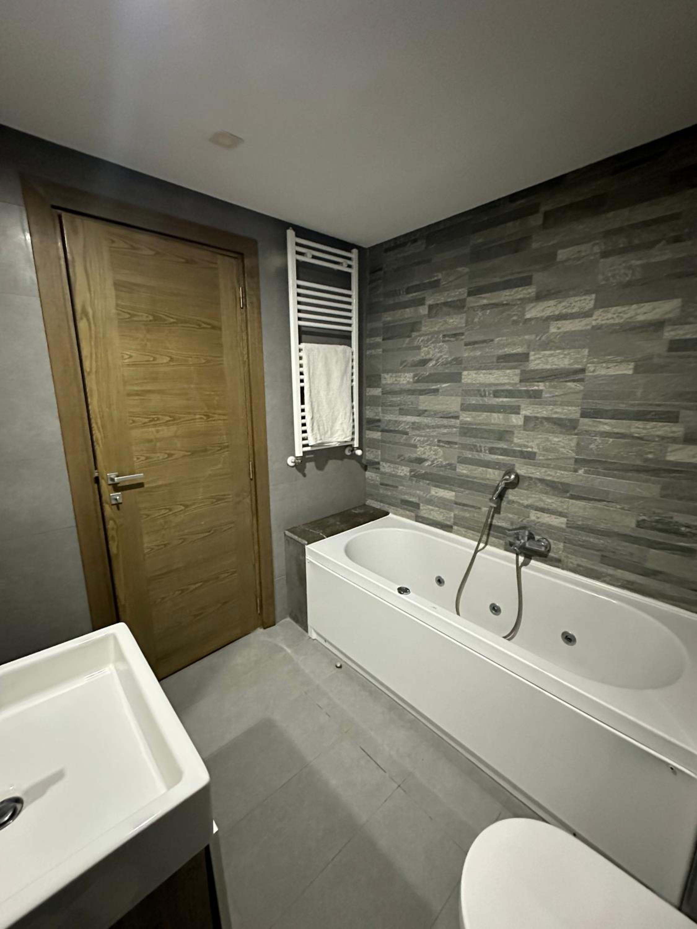 Glamorous Spacious 3BR at Jardin de Carthage Tunis
