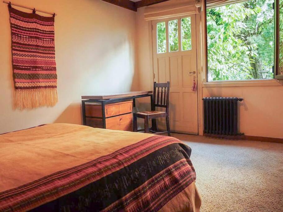 Encantadora Casa con bosquecito
