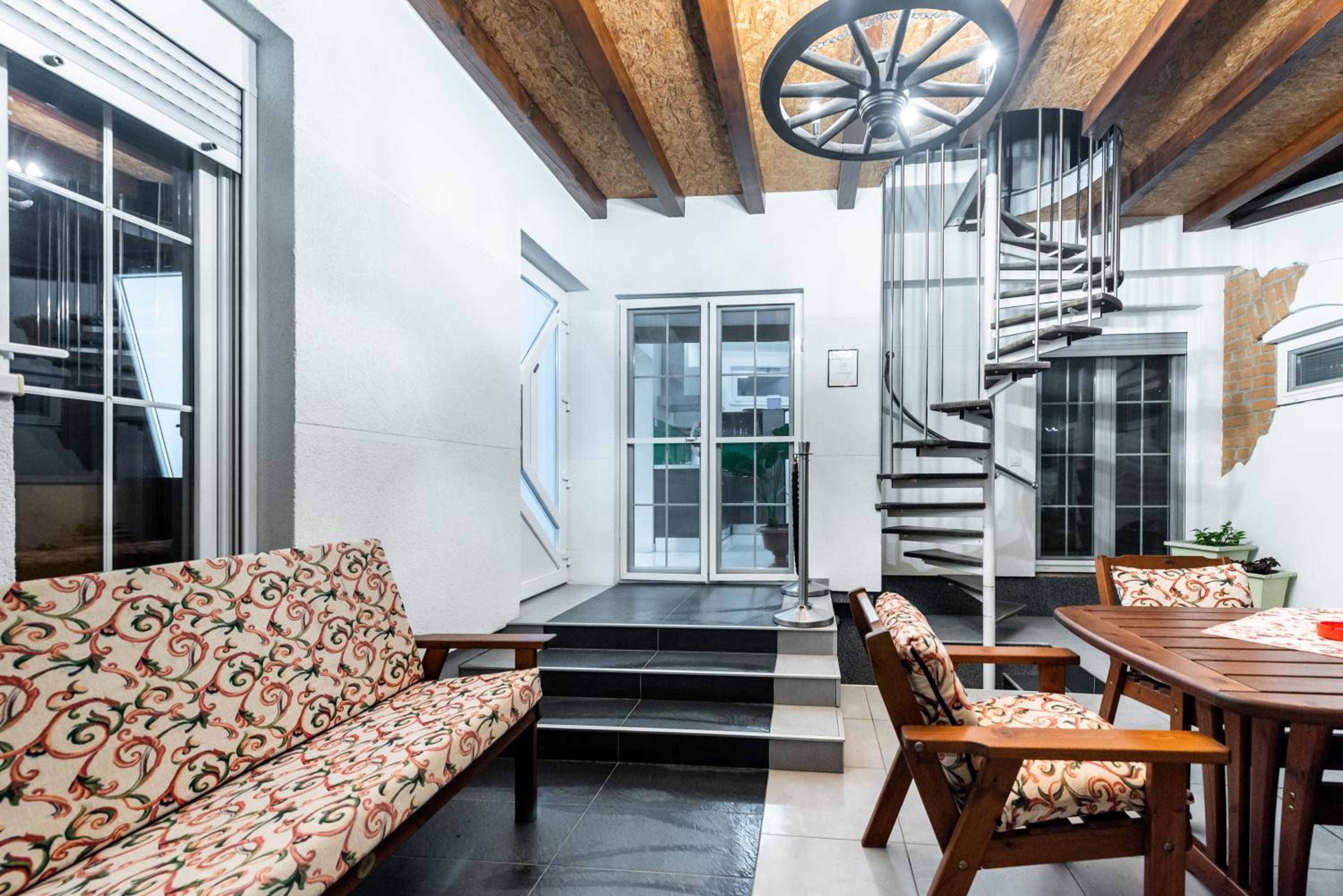 Apartmani Majetić