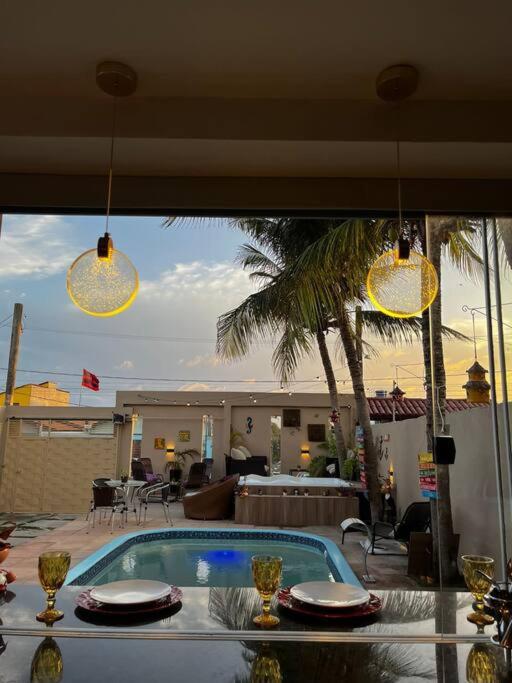 Luxuosa casa no Atalaia com Spa