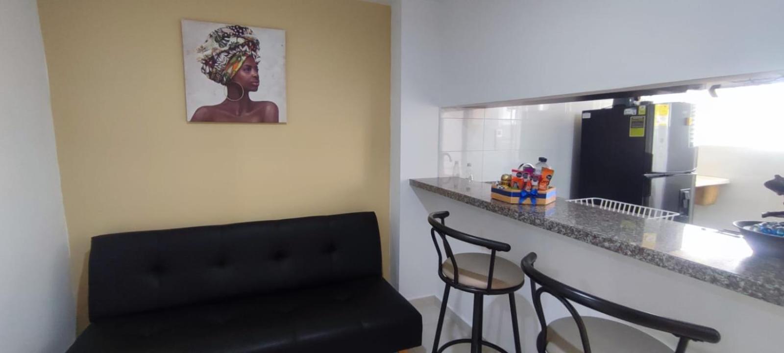 Moderno lugar con Wifi y workspace