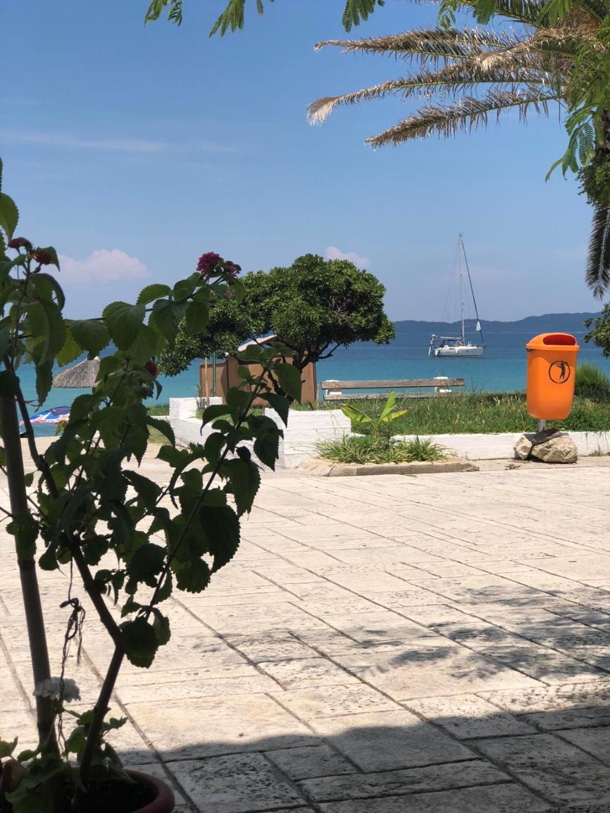 MangoSeaview Home