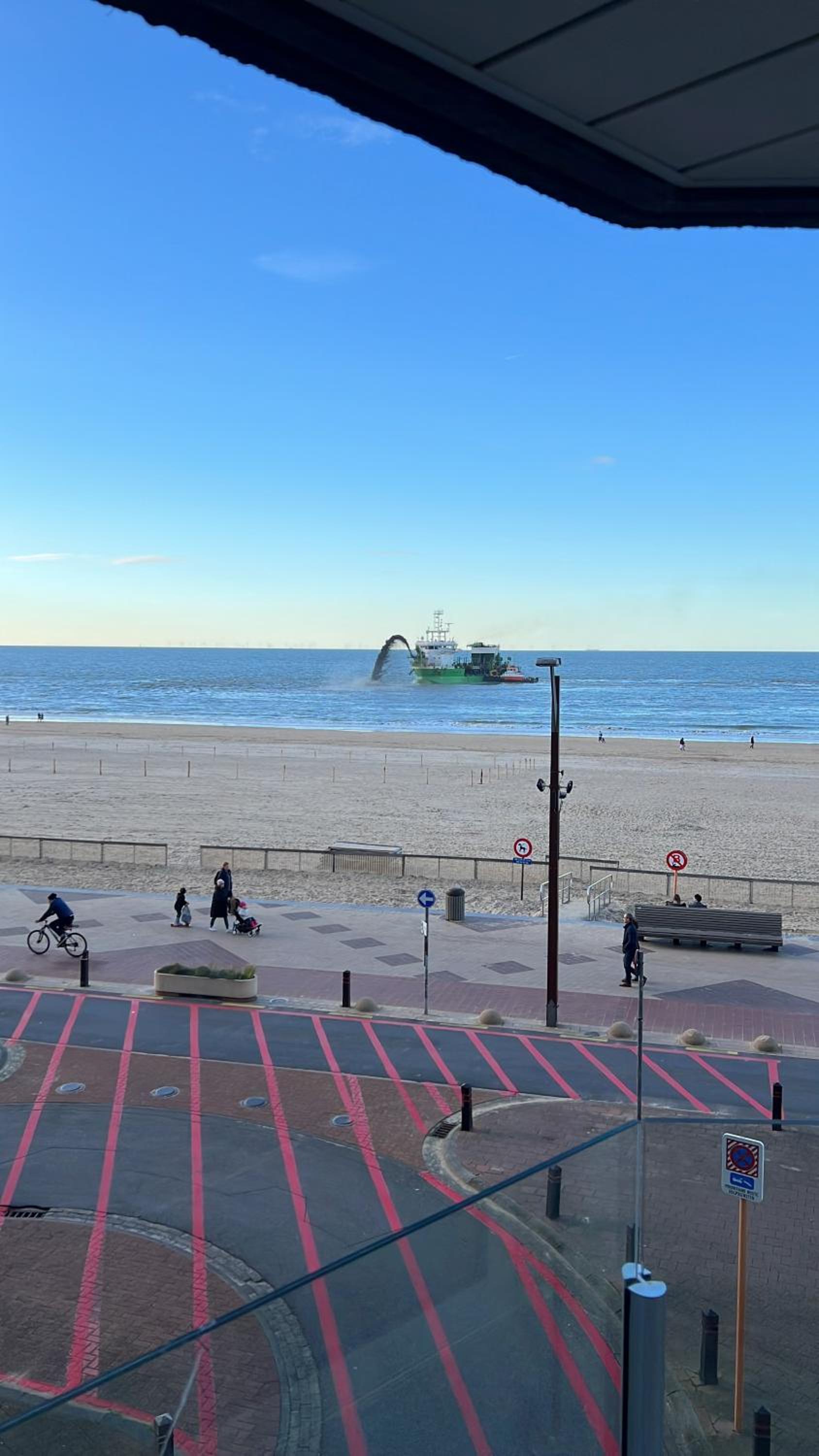 BEACHVIEW and PARKING