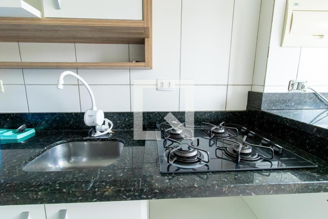 Apartamento em Condomínio Clube Ideal para suas Férias