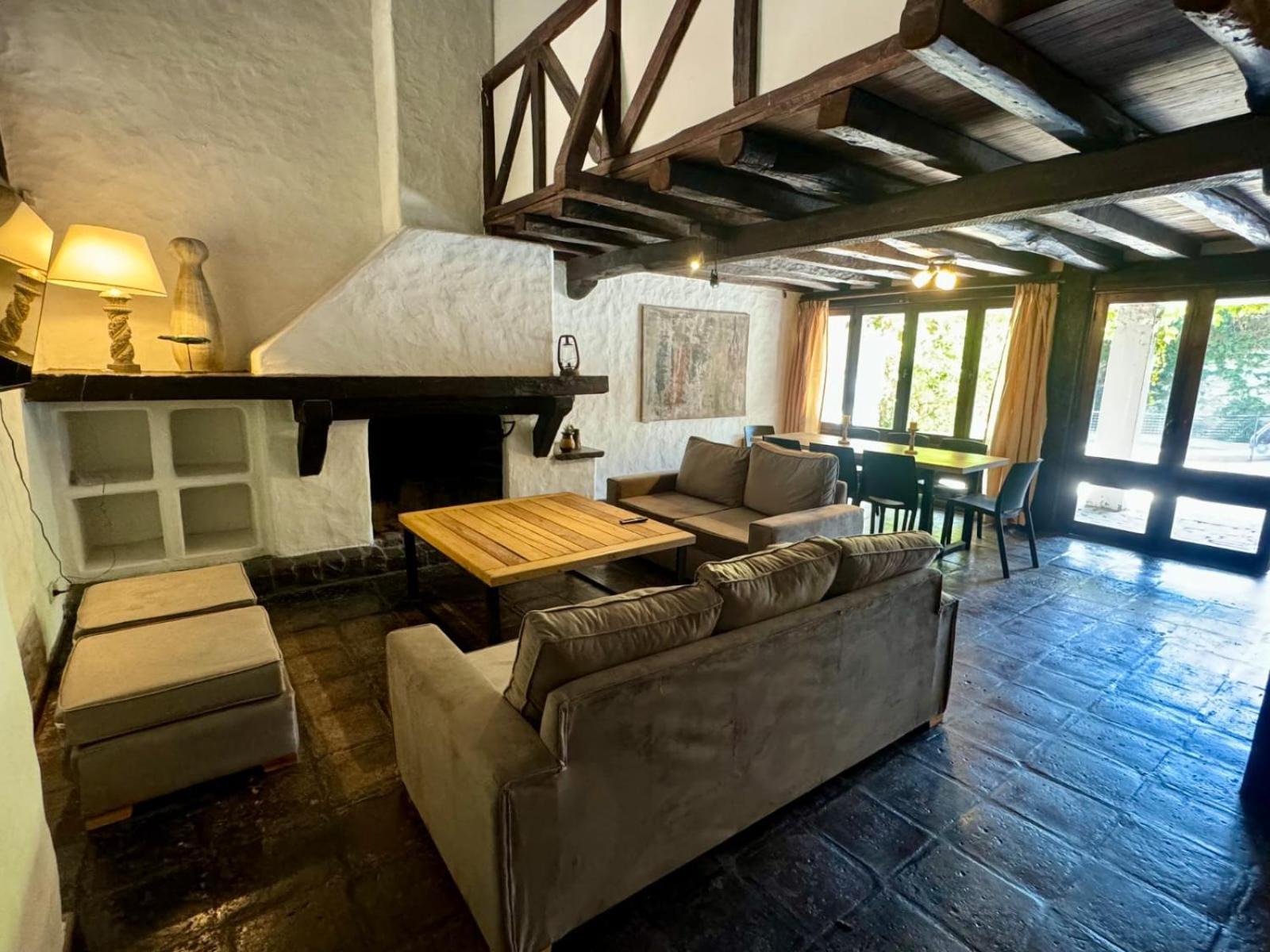 CASA LINIERS - Centro de Mendoza - Barrio Bombal
