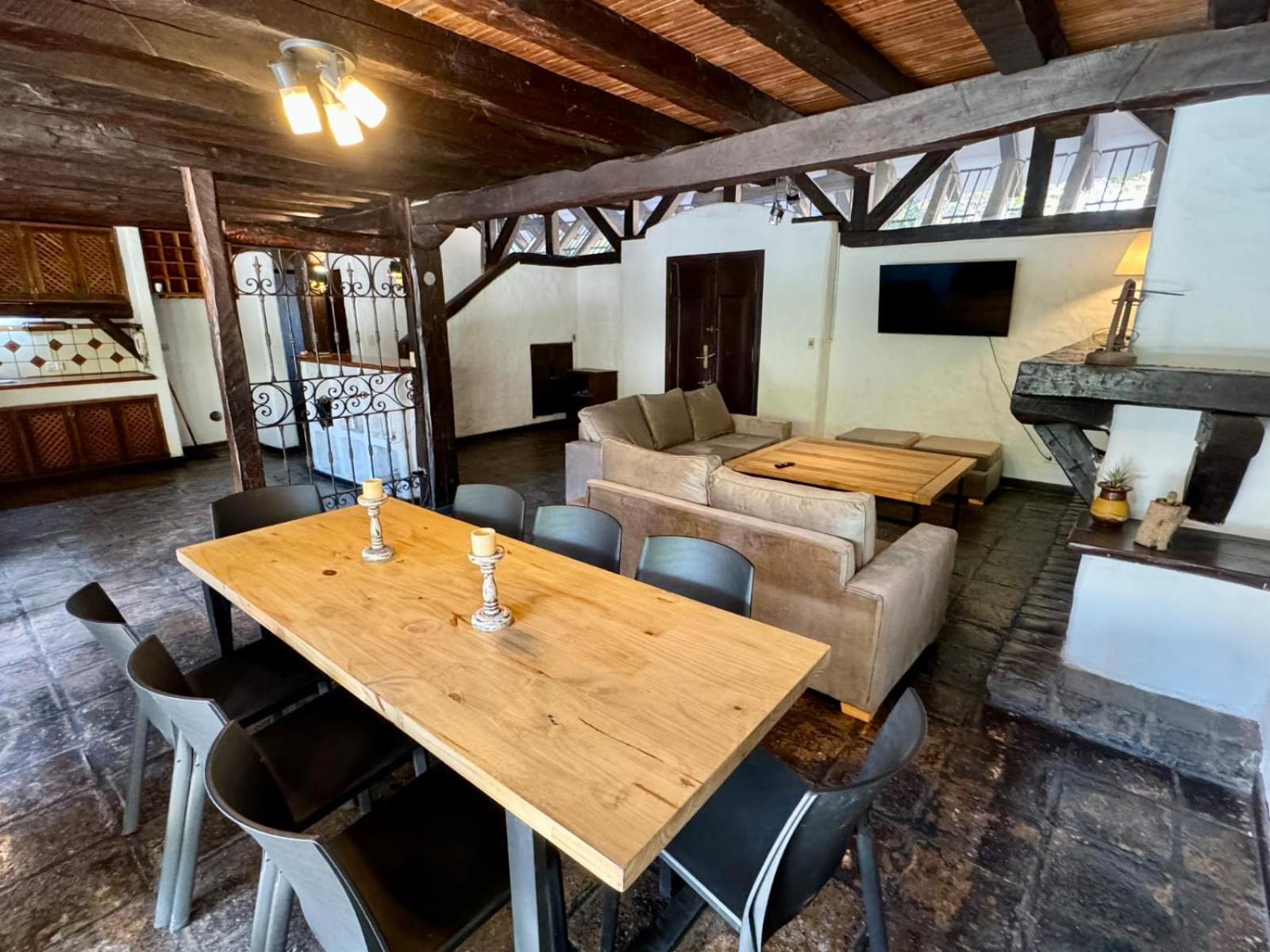 CASA LINIERS - Centro de Mendoza - Barrio Bombal
