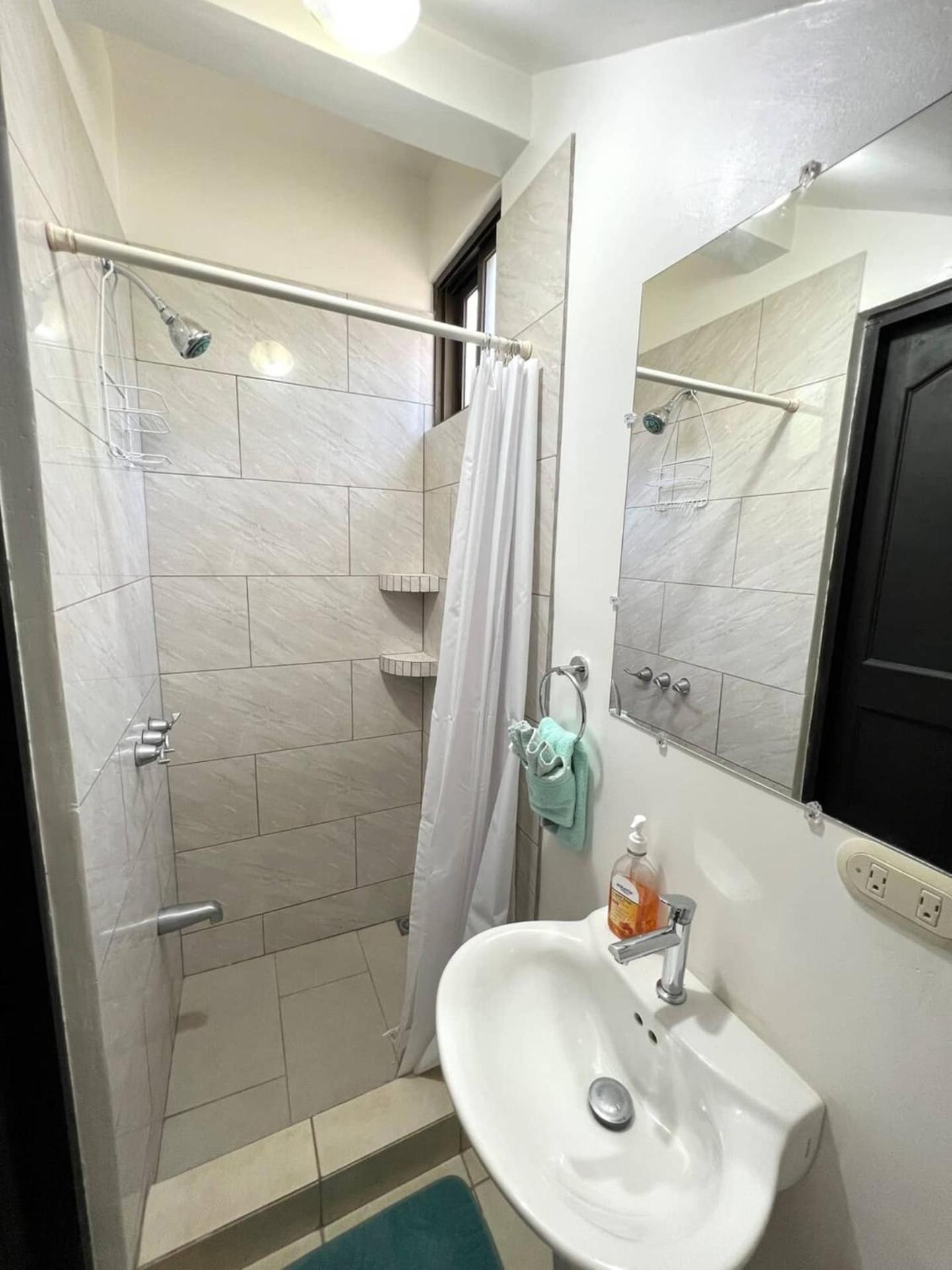Charming Condo Orchidea