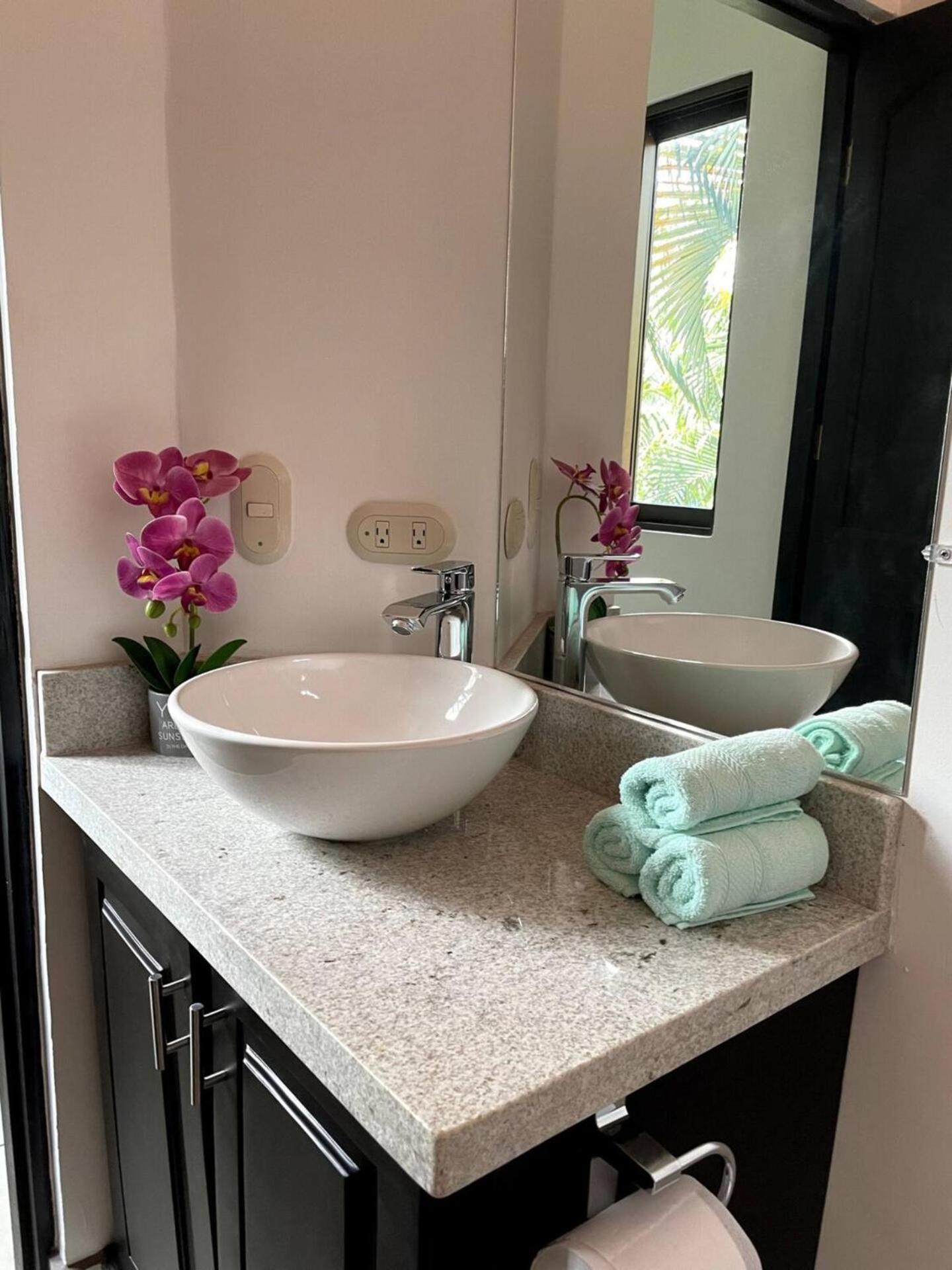 Charming Condo Orchidea