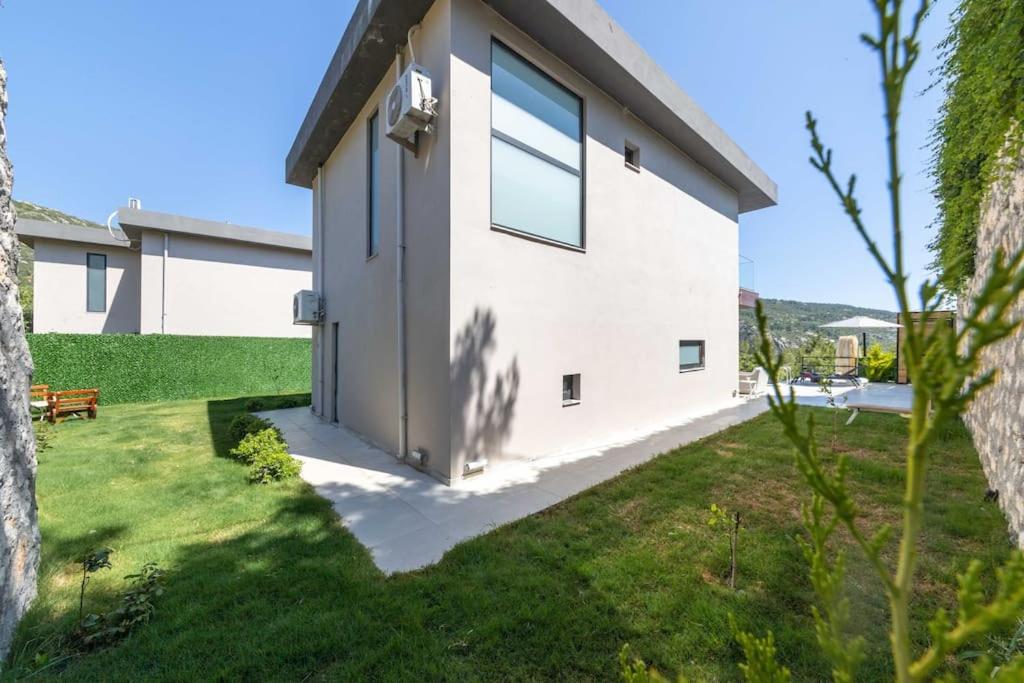 Doğa İçerisinde Lüks Villa Rose