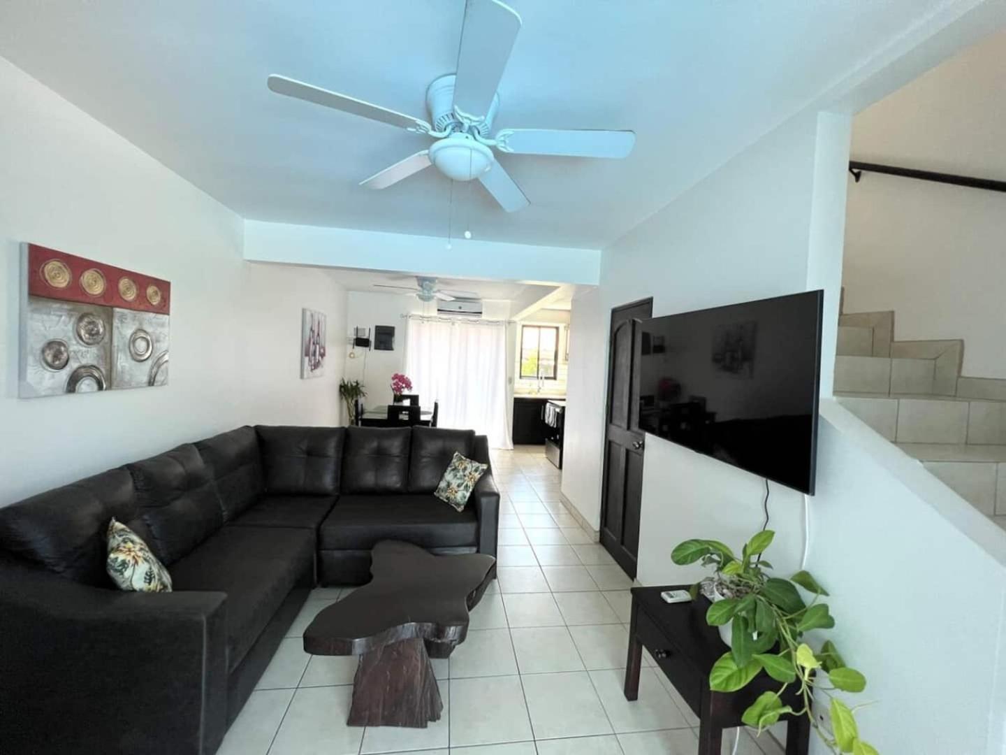 Charming Condo Orchidea