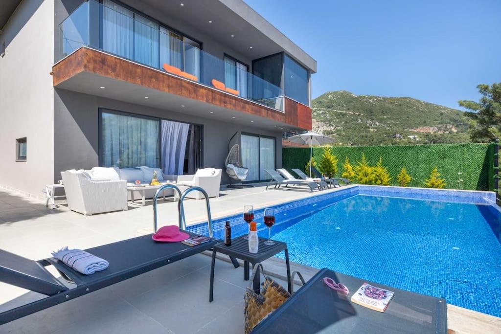 Doğa İçerisinde Lüks Villa Rose