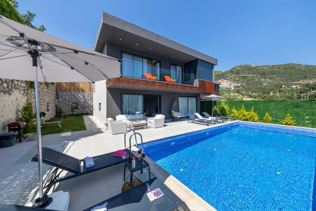 Doğa İçerisinde Lüks Villa Rose