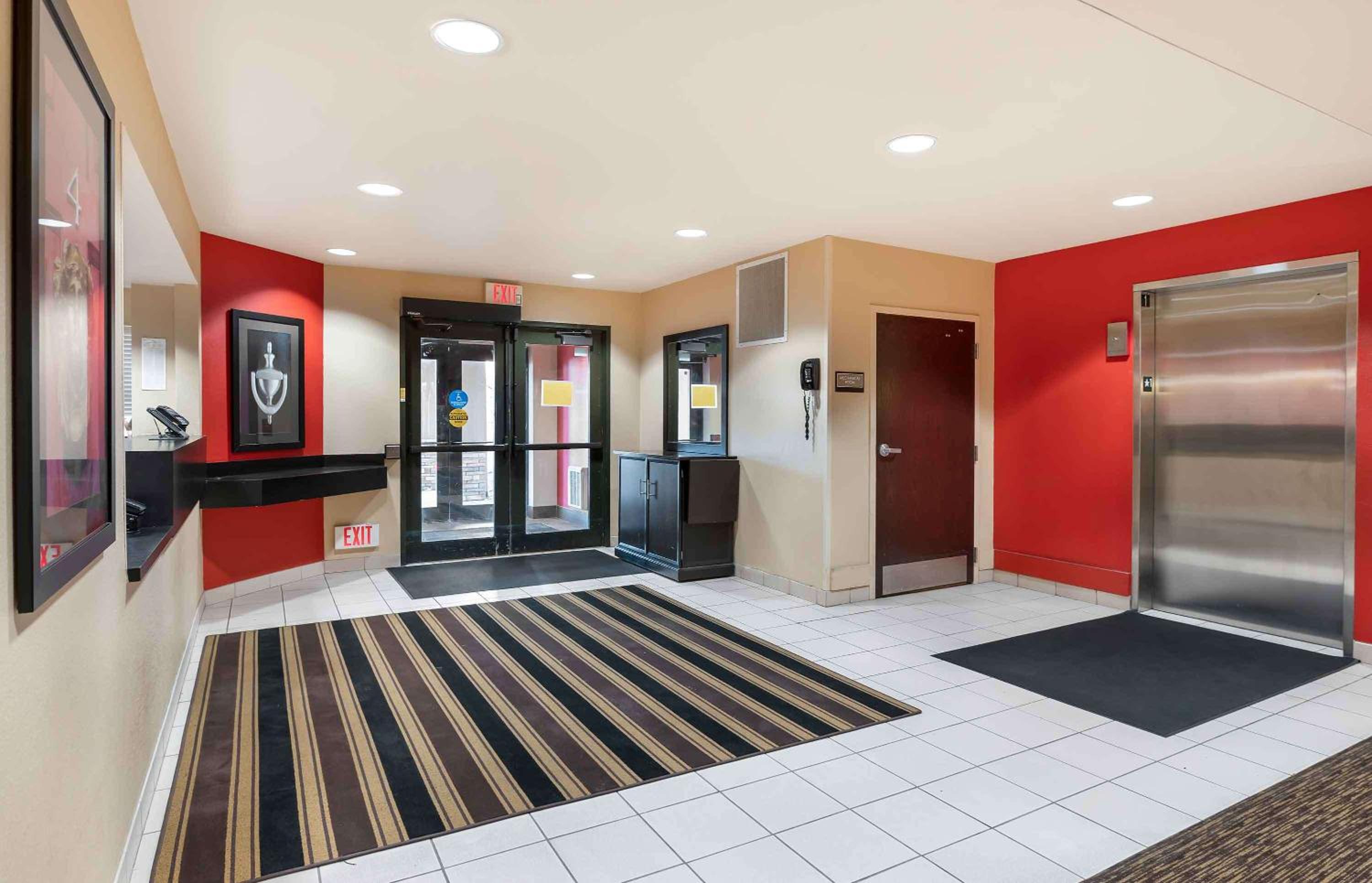 Extended Stay America Select Suites - Peoria - North view 5
