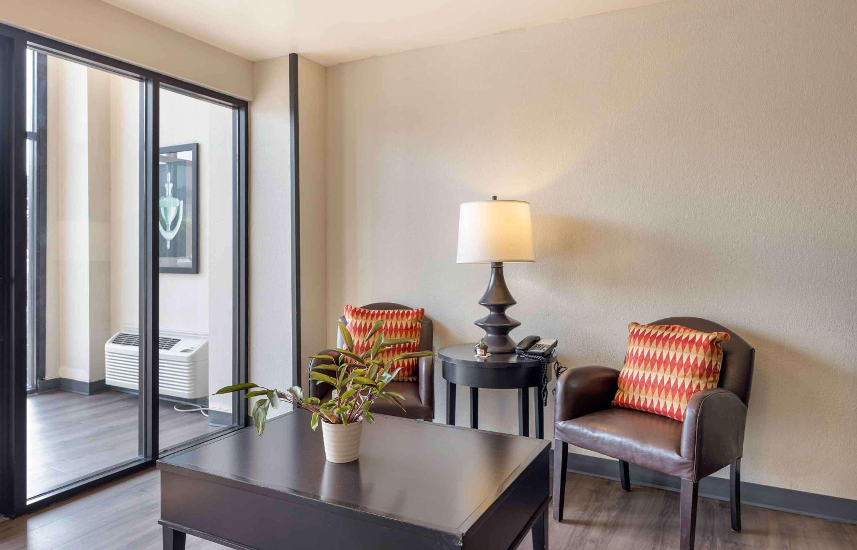 Extended Stay America Suites - Wichita - East view 5