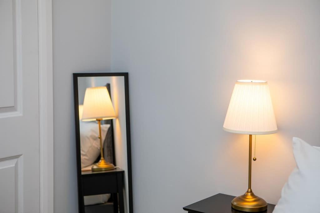 Modern Apartment Off-Road Parking-Twin Room Suite 4, photo 14