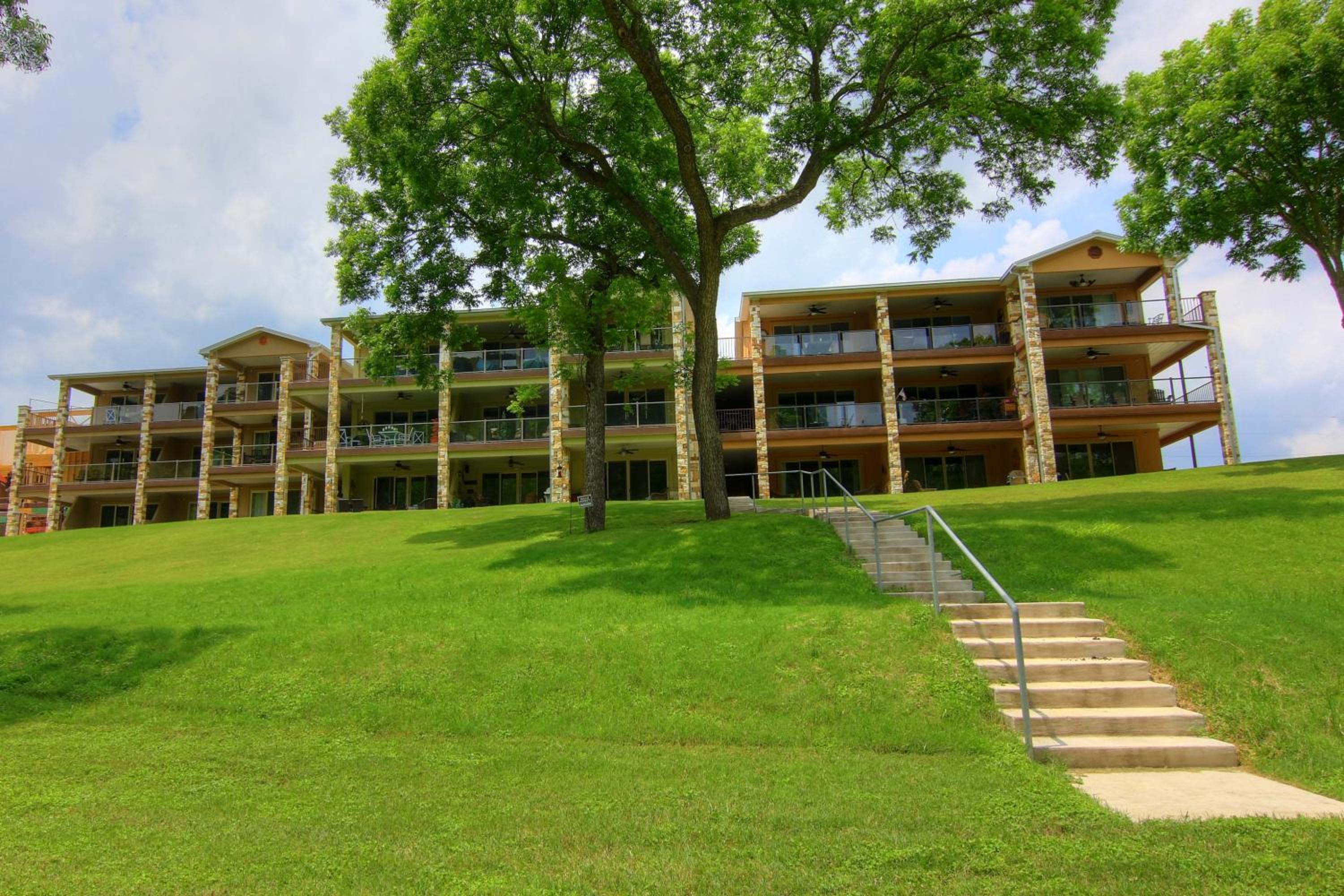 Hotel Guadalupe River Oasis RG 211 - Image 1