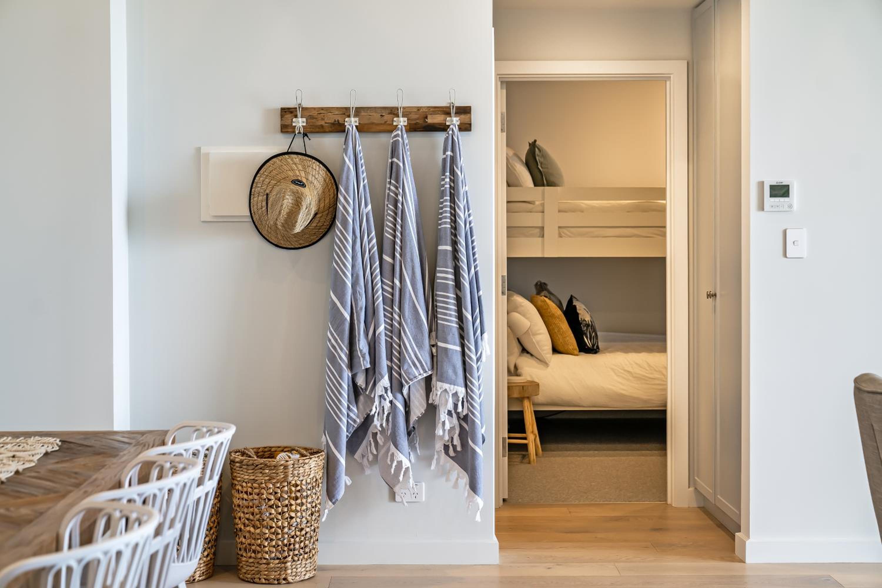 The Esplanade - Luxuriously Styled New 3 Bed Apt