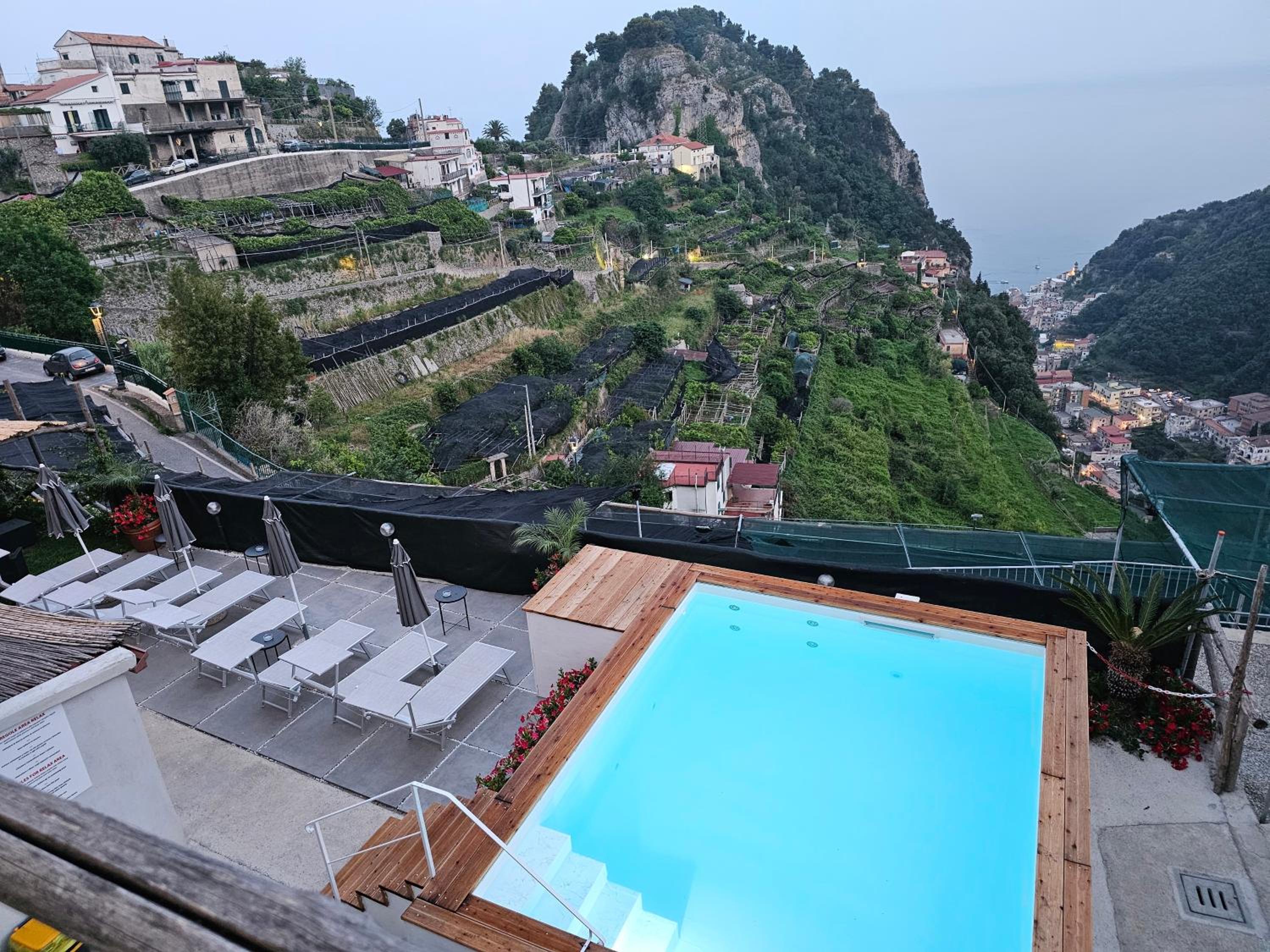 Amalfi Sky View