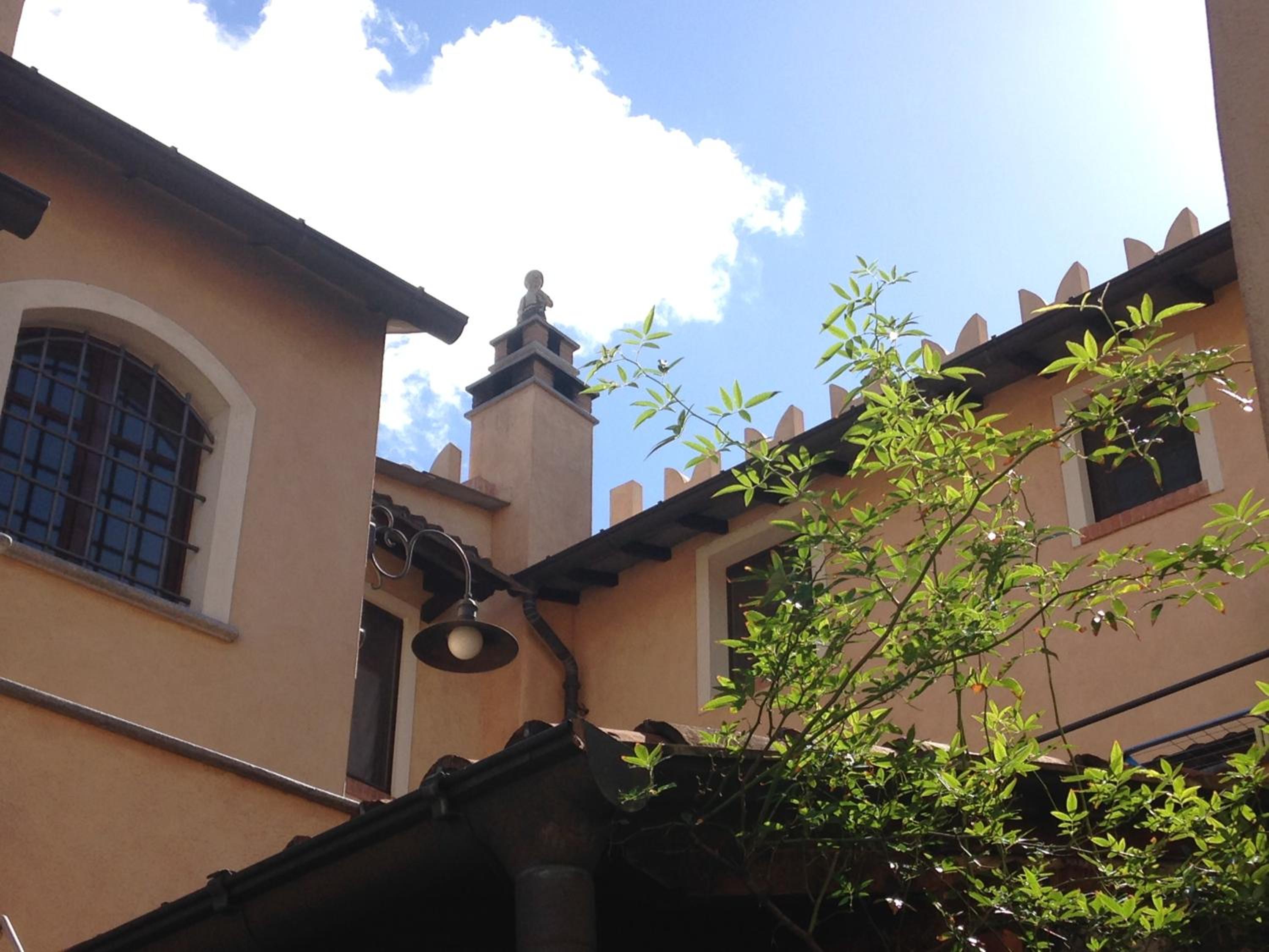 Photo 52