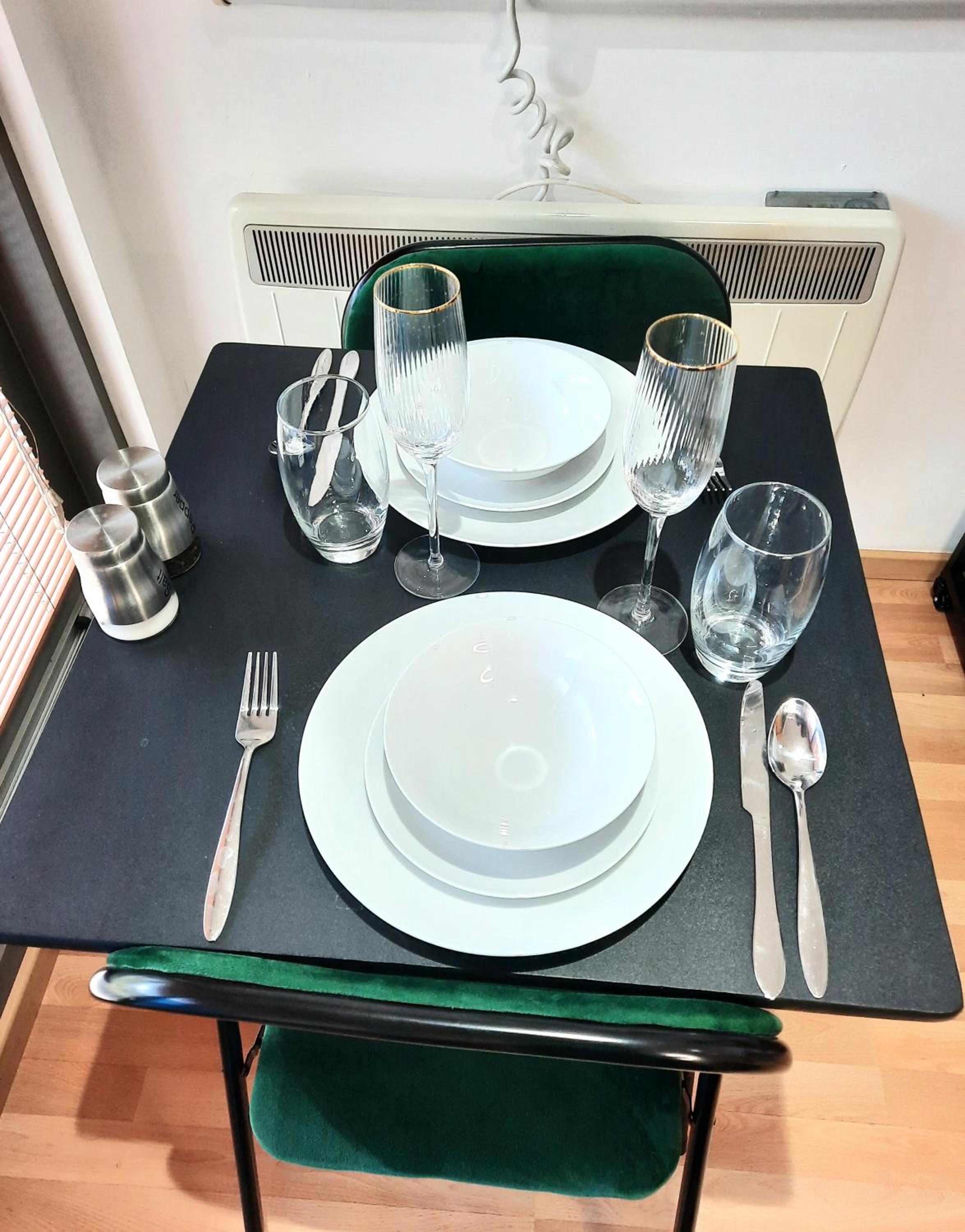 1-Bed Apartment,Leeds, Citi Space view 5
