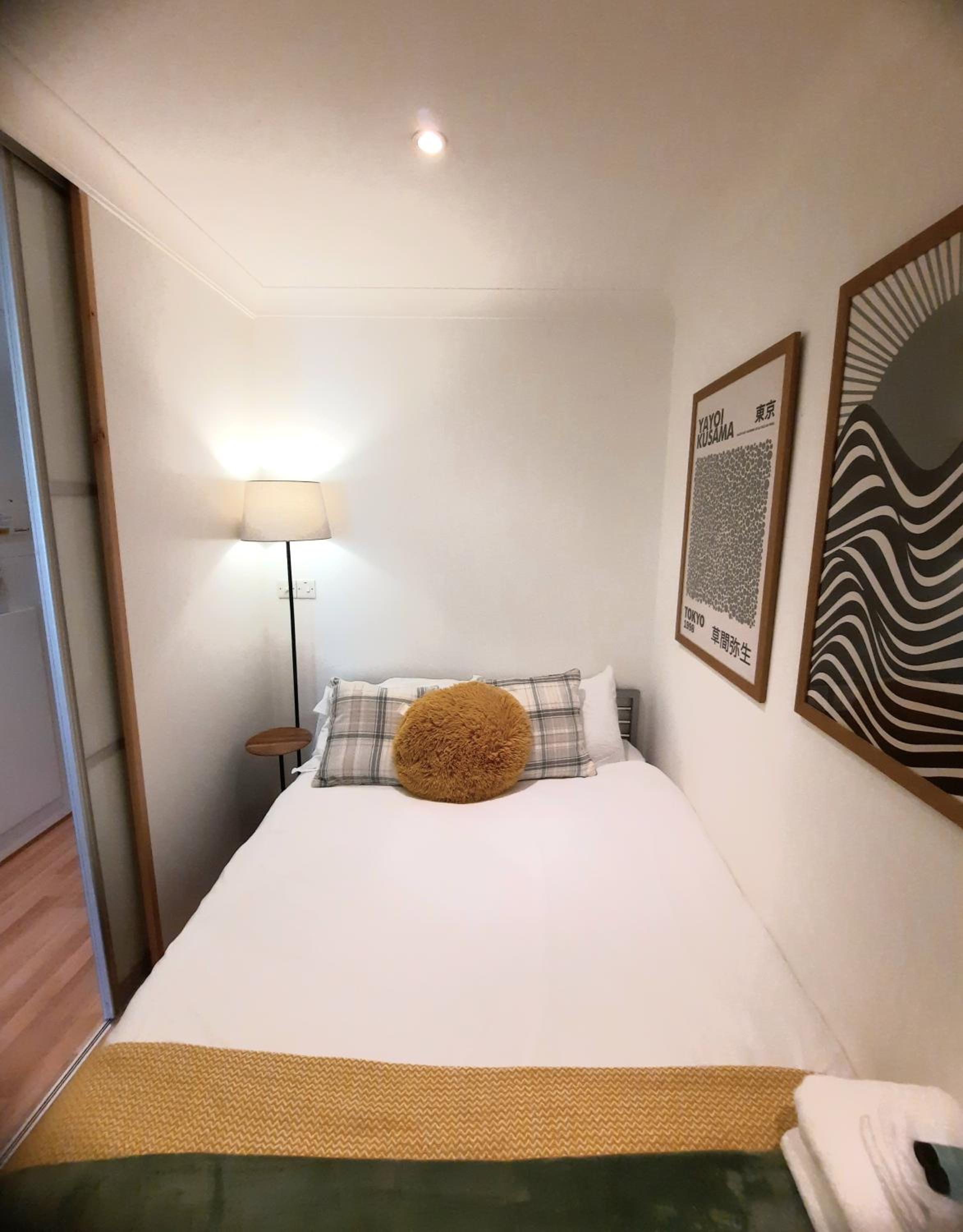 1-Bed Apartment,Leeds, Citi Space view 3