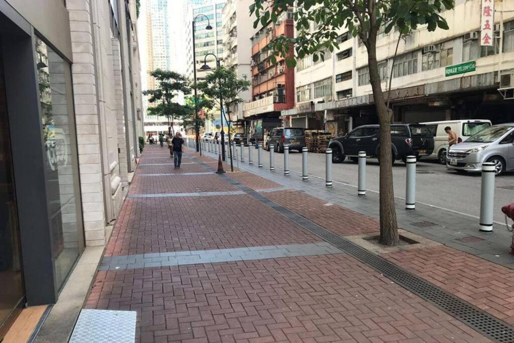 Lovely Private Entire Apartment near Olympic MTR