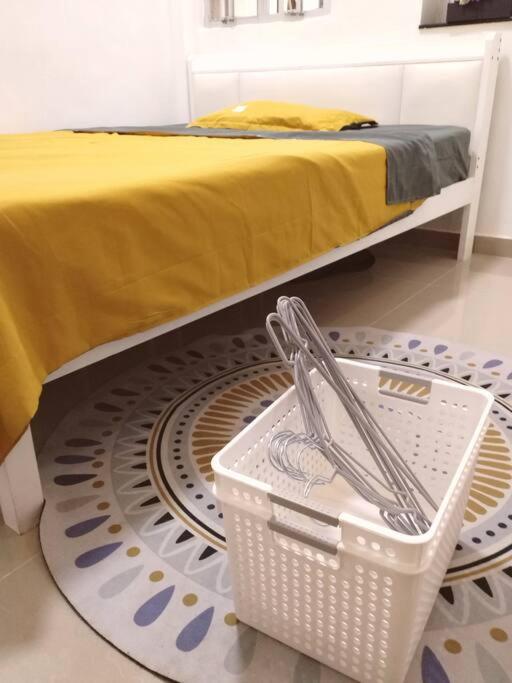 Lovely Private Entire Apartment near Olympic MTR