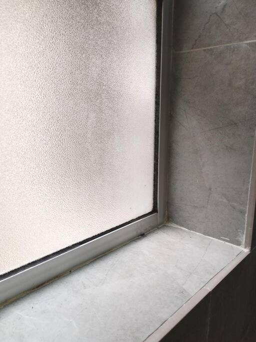 Lovely Private Entire Apartment near Olympic MTR