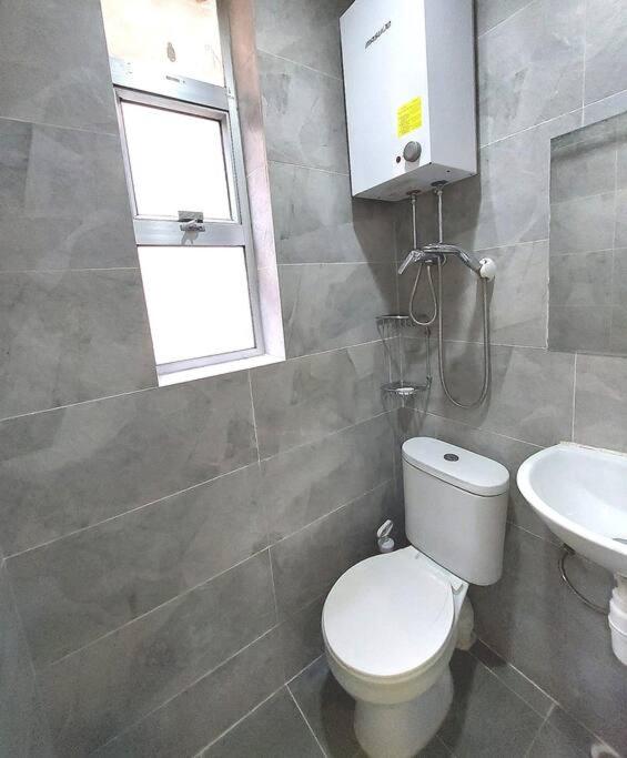 Lovely Private Entire Apartment near Olympic MTR