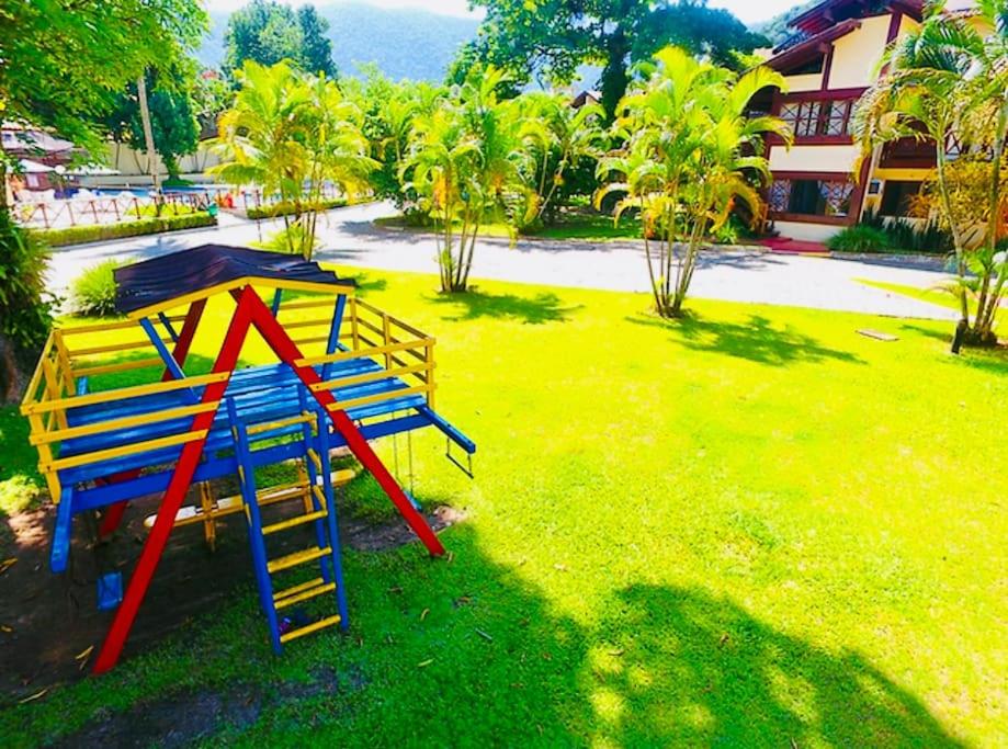 Maresias Cond Club Alto padrão Frente Praia