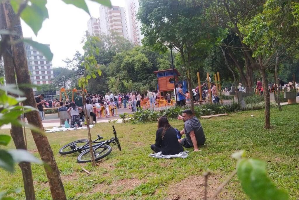 Estudio 301 completo na rua Frei Canceca prox a Paulista