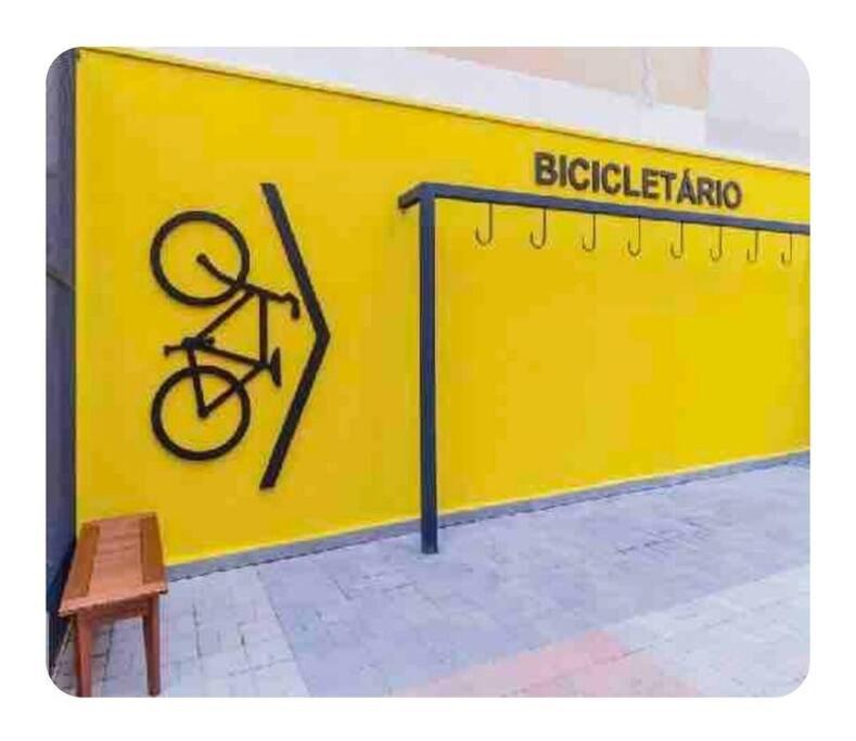 Estudio 301 completo na rua Frei Canceca prox a Paulista
