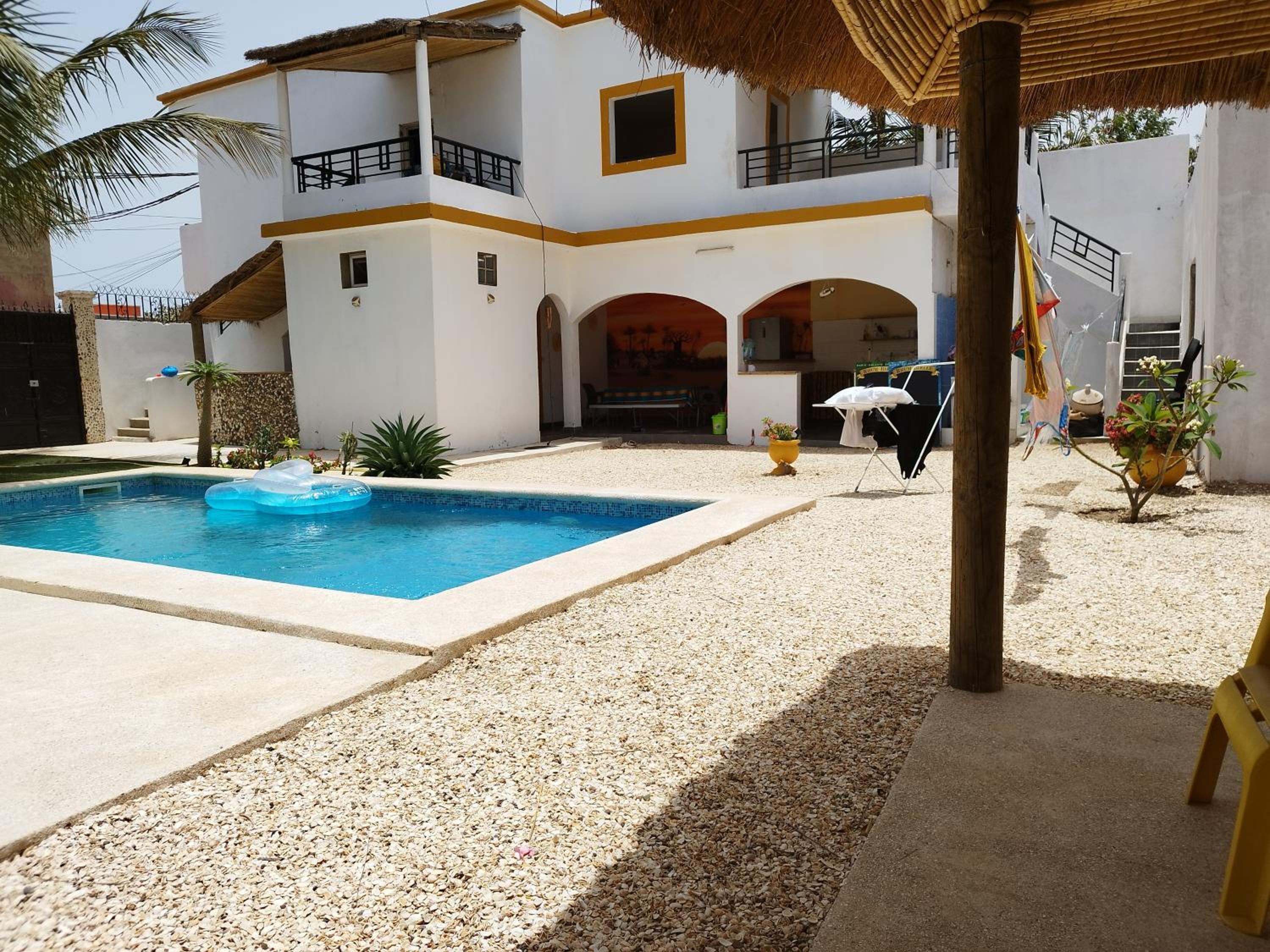 Senekera villa 3 chambres SDB avec piscine petite côte view 4