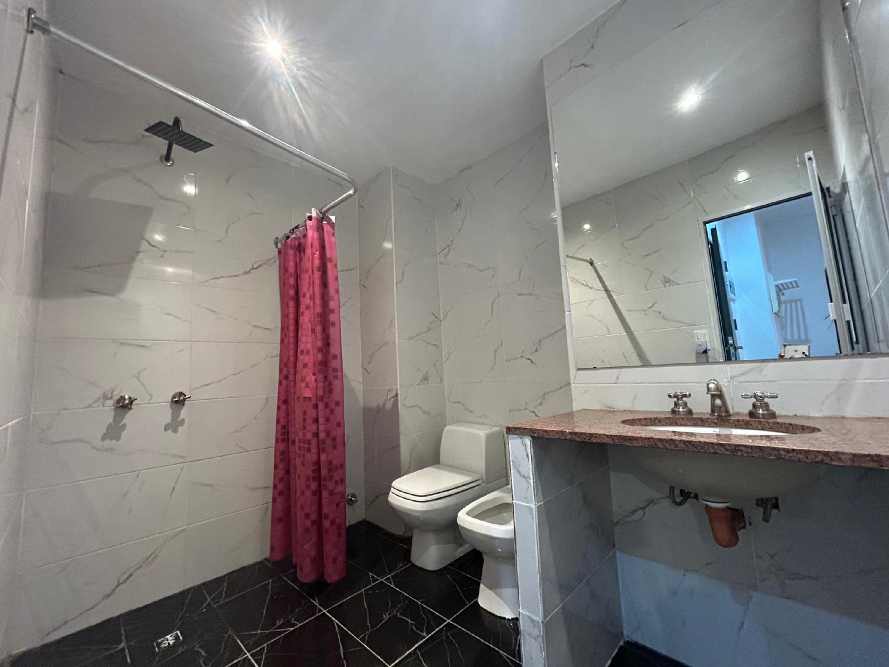 Cordoba suites departamento, a 200 mts de peatonal Florida y a 200 mts Av 9 de julio