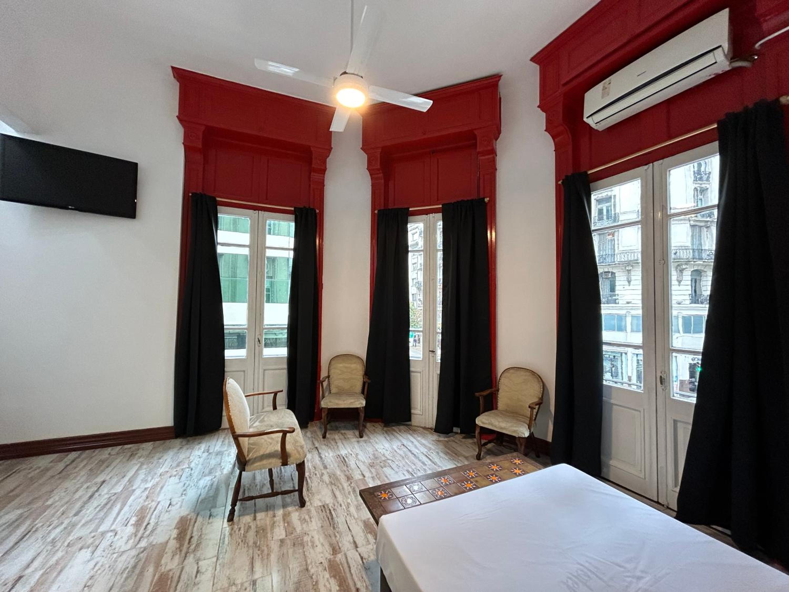 Cordoba suites departamento, a 200 mts de peatonal Florida y a 200 mts Av 9 de julio