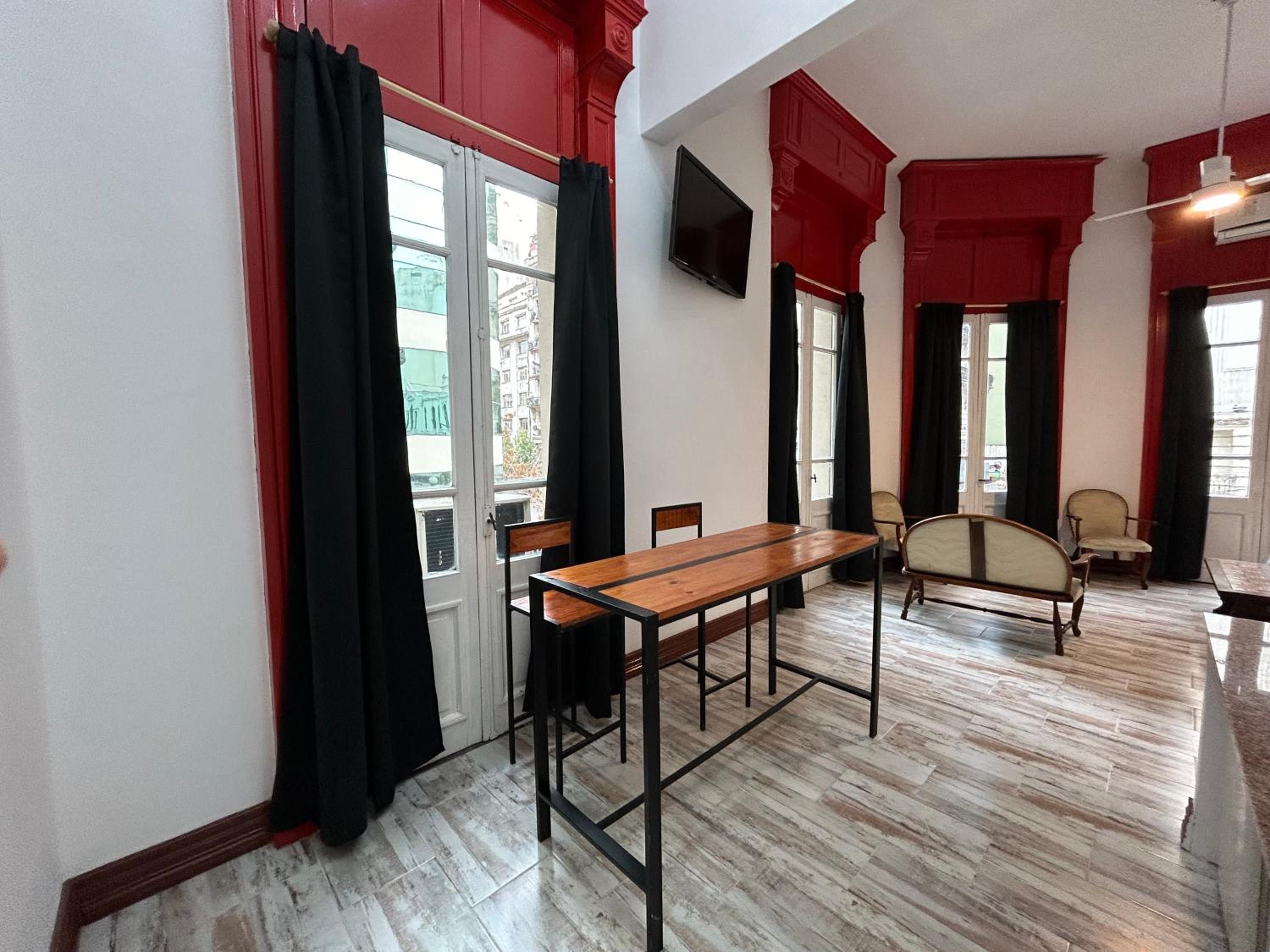 Cordoba suites departamento, a 200 mts de peatonal Florida y a 200 mts Av 9 de julio