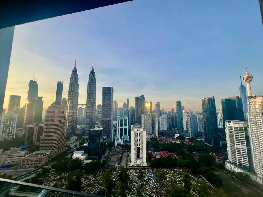 Legasi High floor 3 BR KLCC view