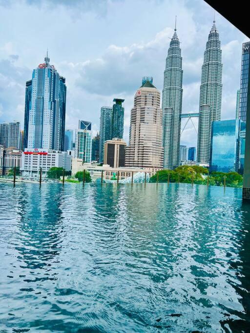 Legasi High floor 3 BR KLCC view