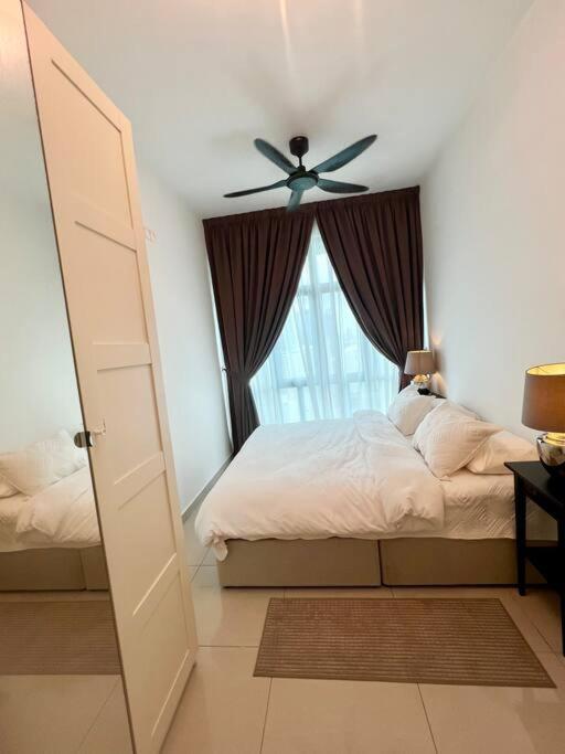 Legasi High floor 3 BR KLCC view
