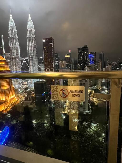 Legasi High floor 3 BR KLCC view