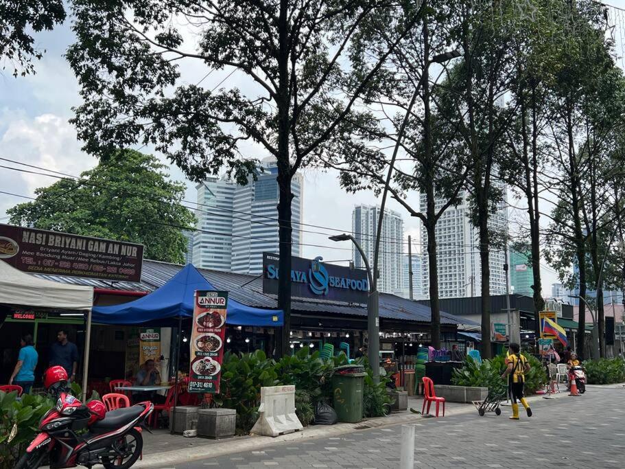 Legasi High floor 3 BR KLCC view