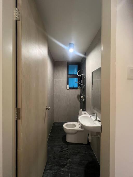 Legasi High floor 3 BR KLCC view