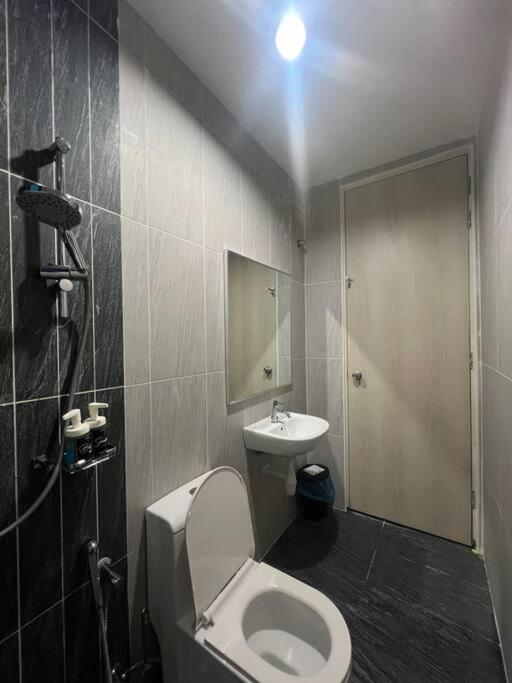 Legasi High floor 3 BR KLCC view