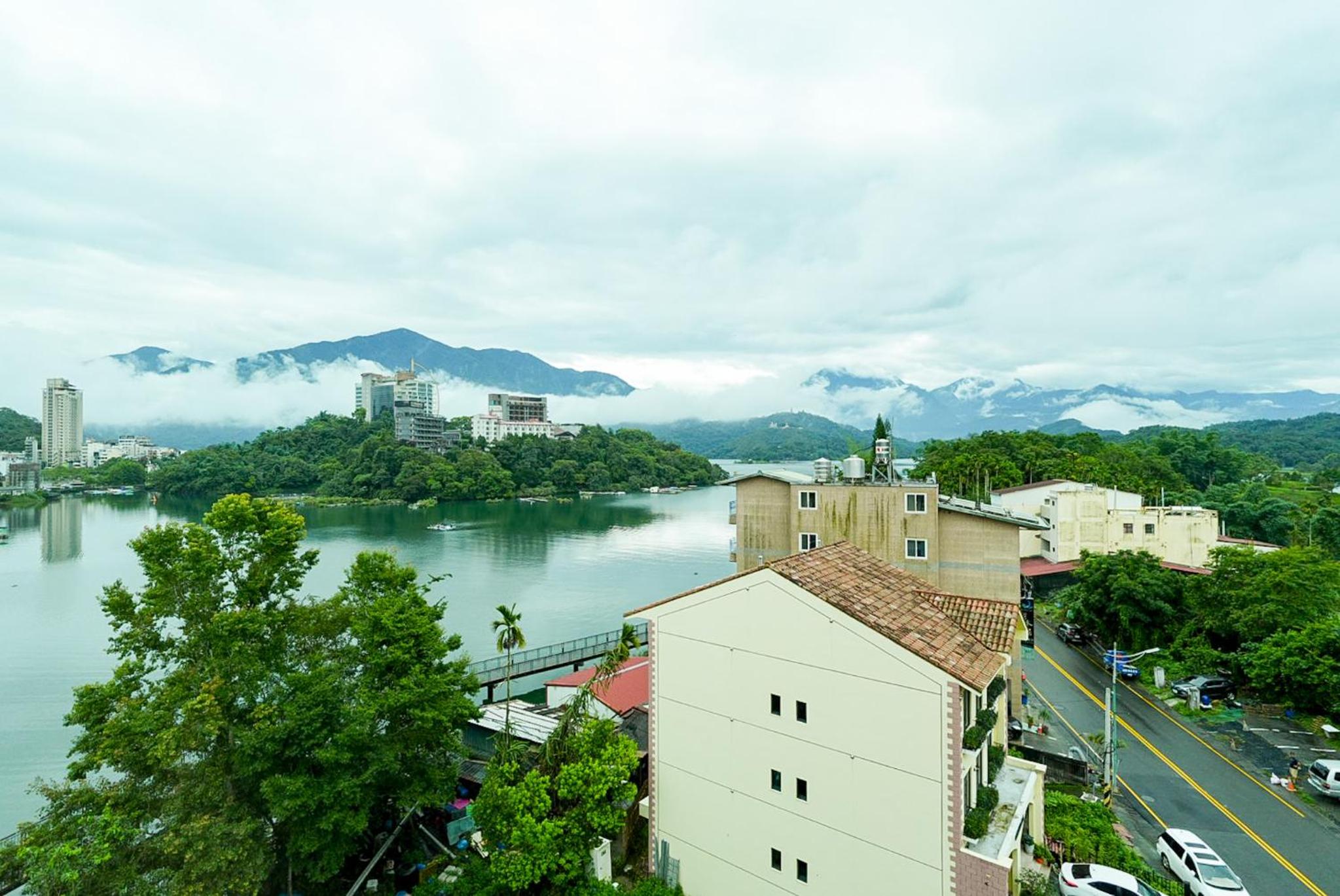 Zhaohong homestay
