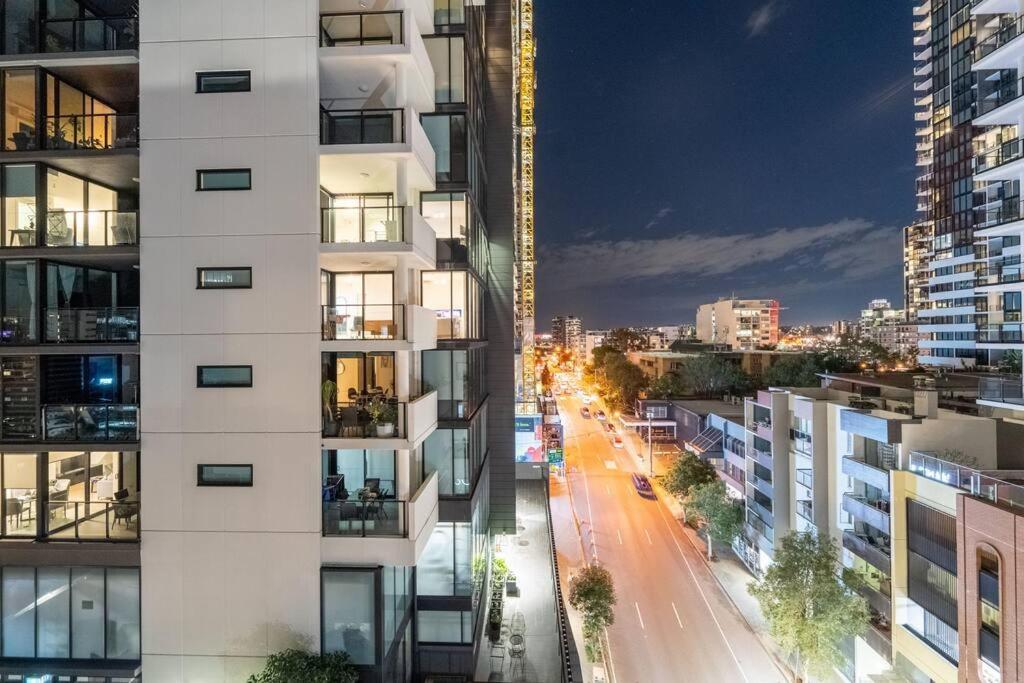 South Brisbane 2B2B Apt&Parking M6