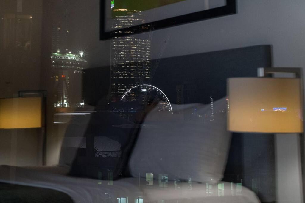 South Brisbane 2B2B Apt&Parking M6
