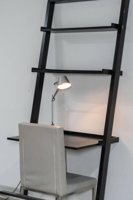 South Brisbane 2B2B Apt&Parking M6